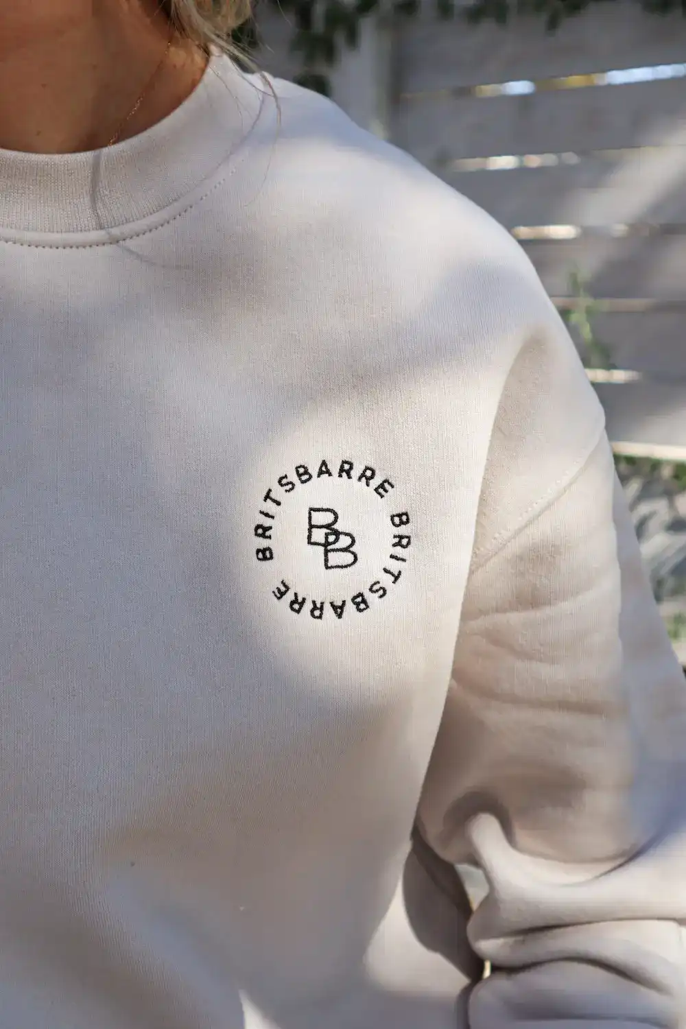 Britsbarre Embroidered Crew - Image 3